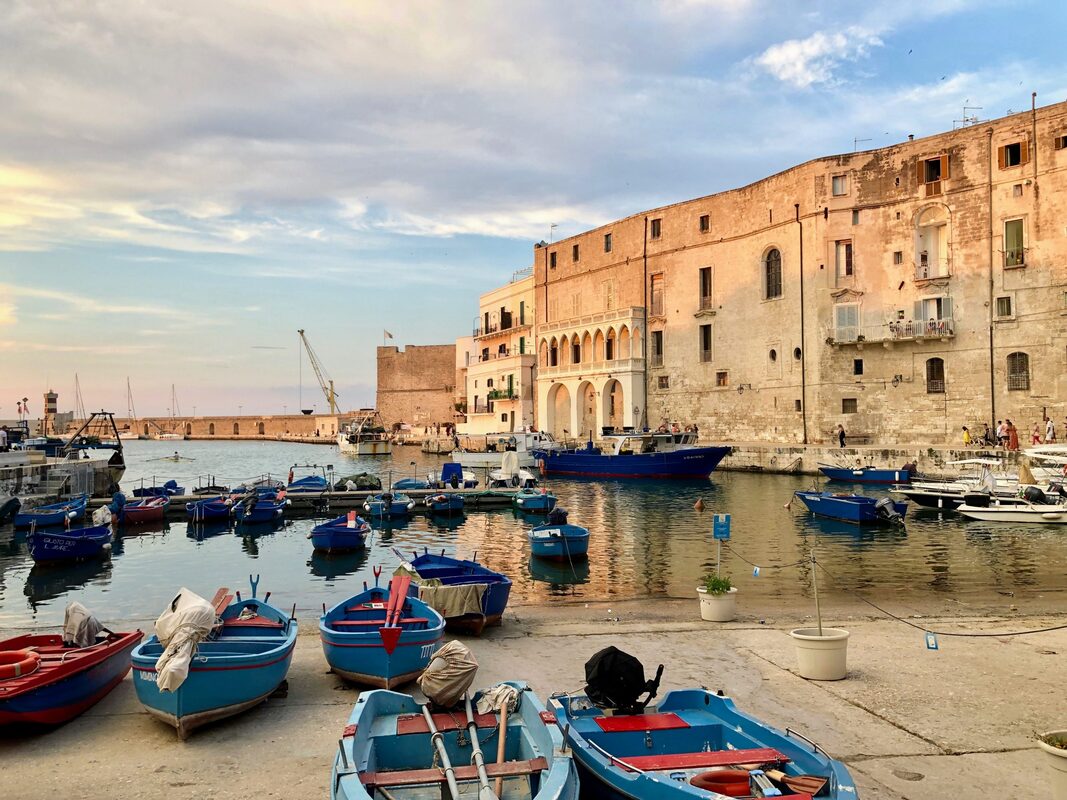 A piedi: La Costa dei trulli