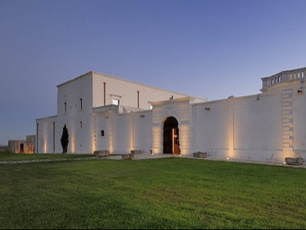 La Masseria Amastuola tra i vigneti