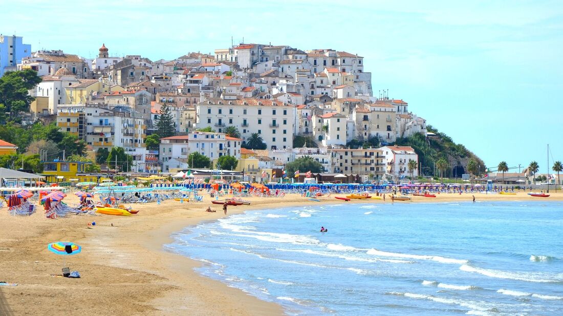 Rodi Garganico e la sua spiaggia sul mare Adriatico
